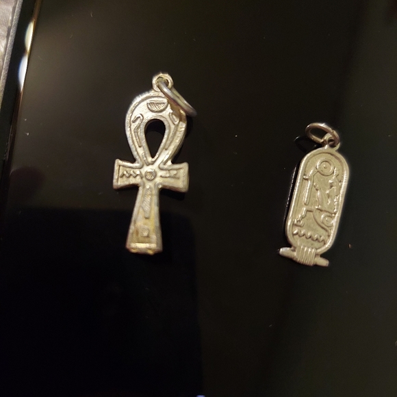 Silver 925 - Picture 1 of 1